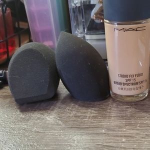 Mac Full Coverage Liquid Foundation SPF